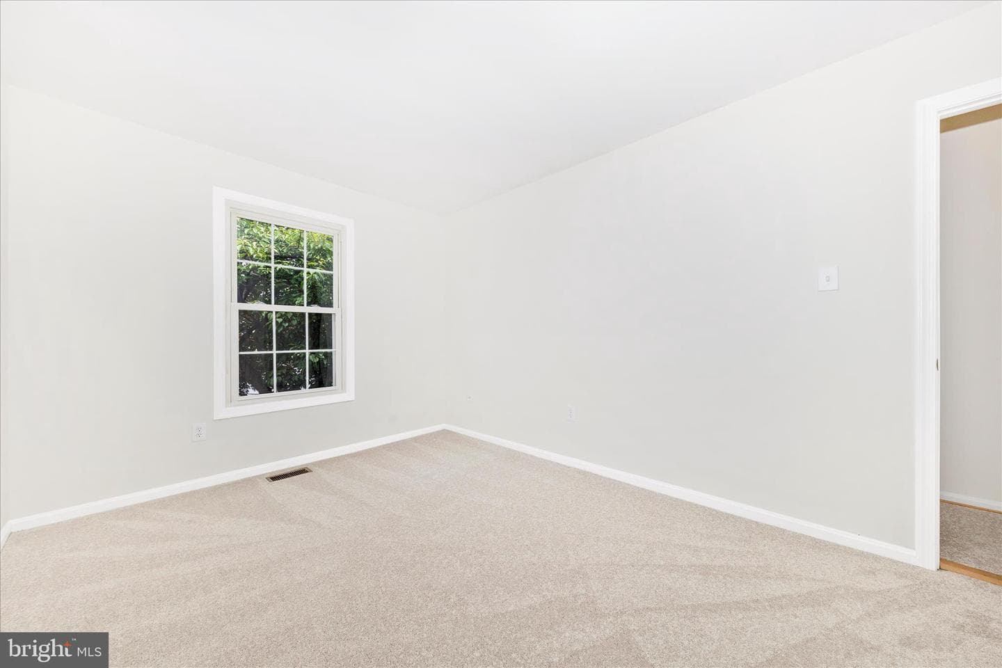 176 Stoneybrook Ct photo 22
