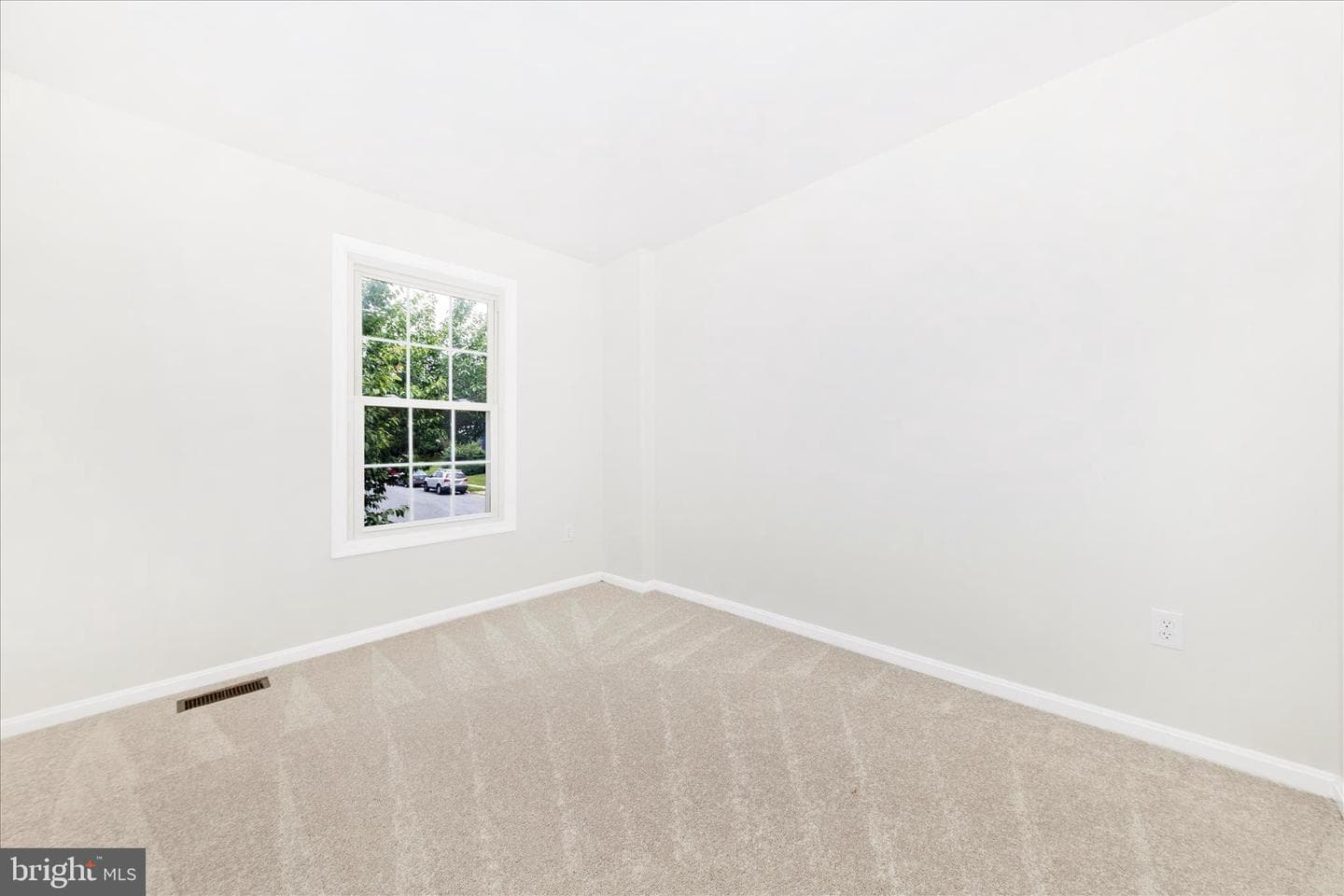 176 Stoneybrook Ct photo 25