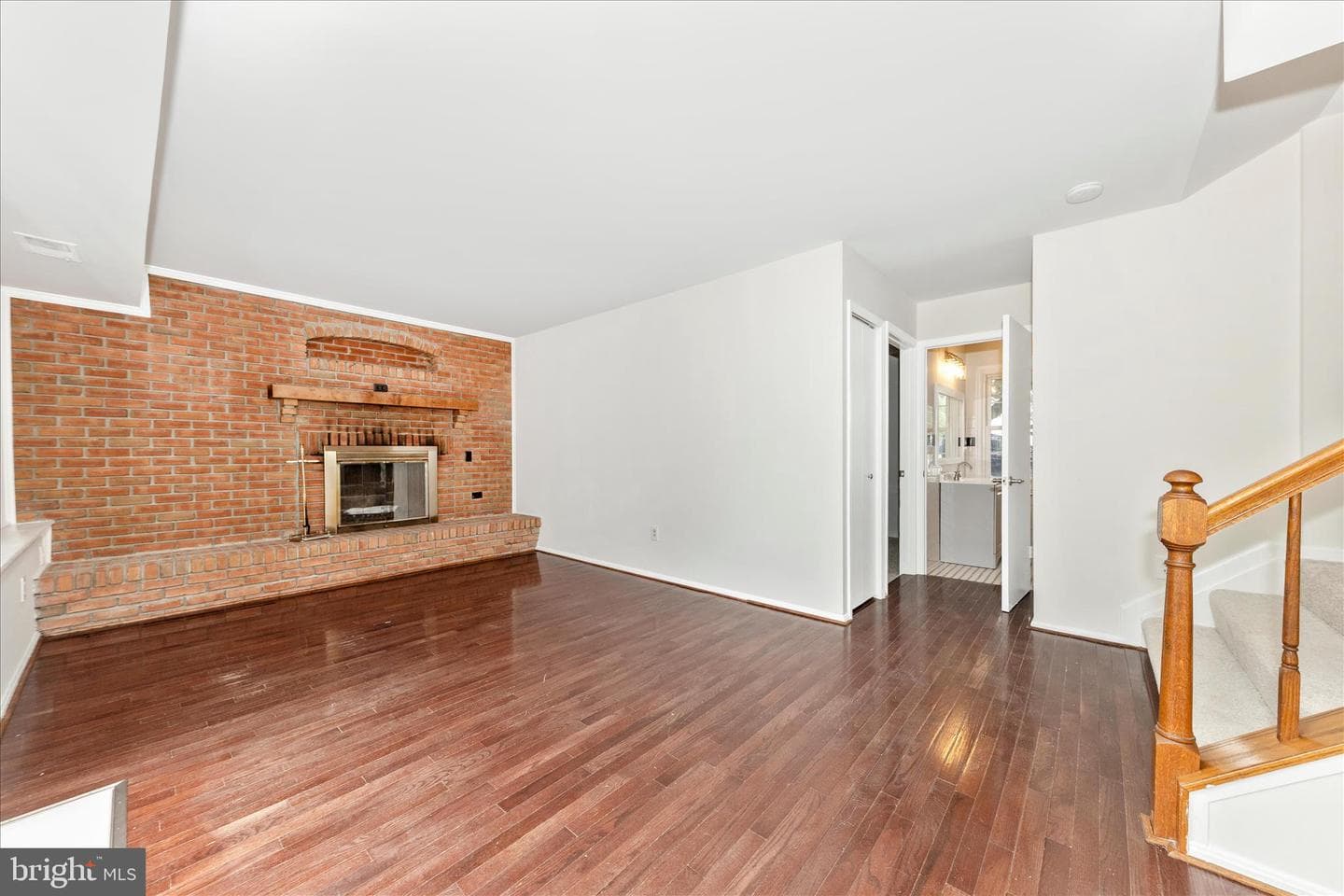 176 Stoneybrook Ct photo 32