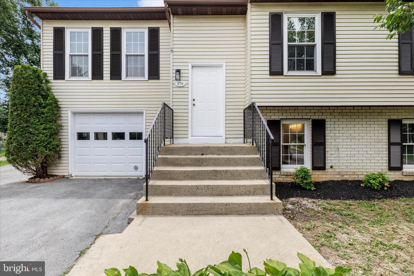 176 Stoneybrook Ct photo 41