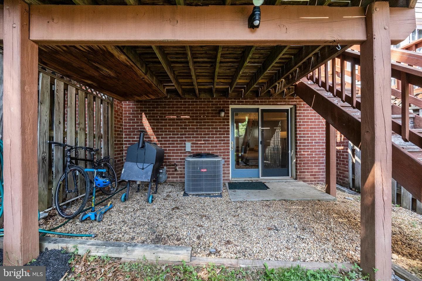 2412 Dunmore Court photo 40