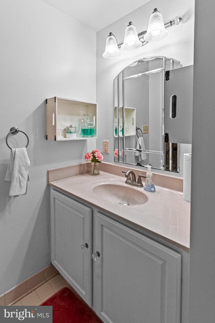 8214 Pembrook Court photo 36