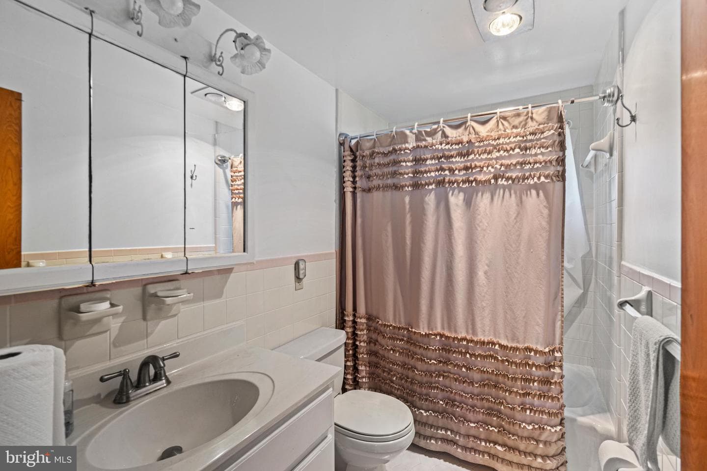 8214 Pembrook Court photo 37