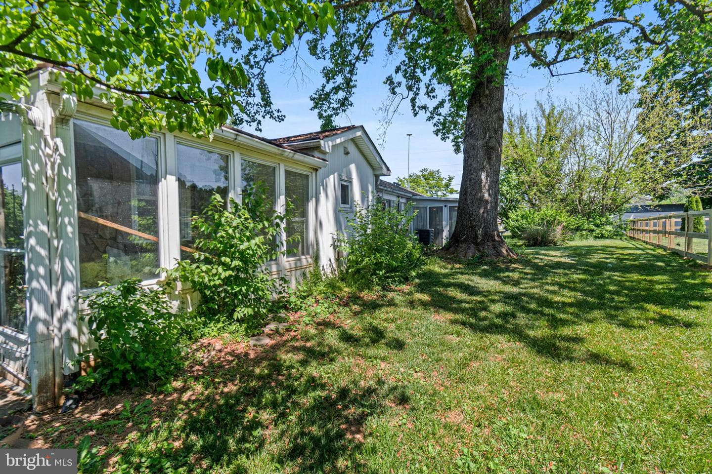 8214 Pembrook Court photo 44