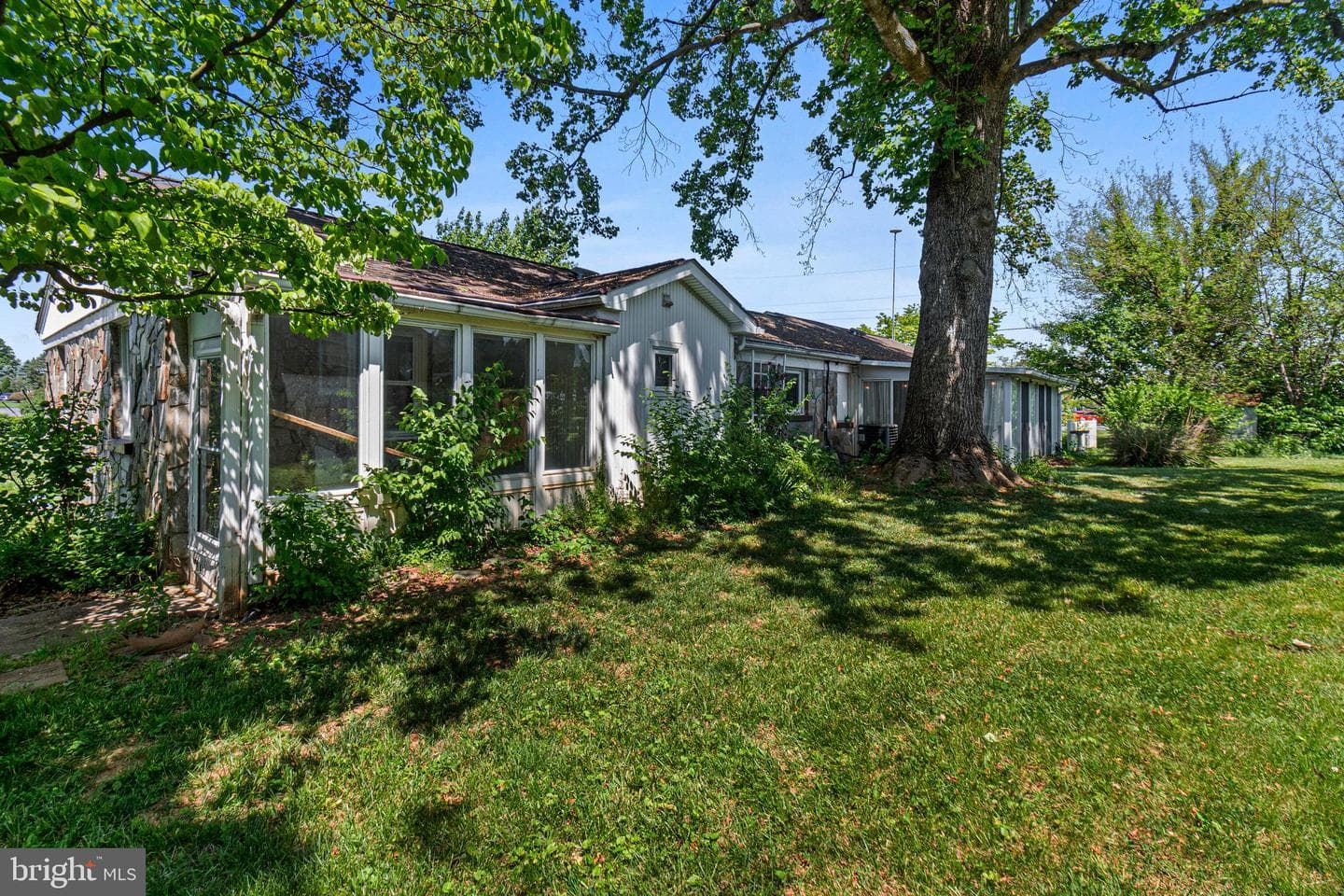 8214 Pembrook Court photo 50