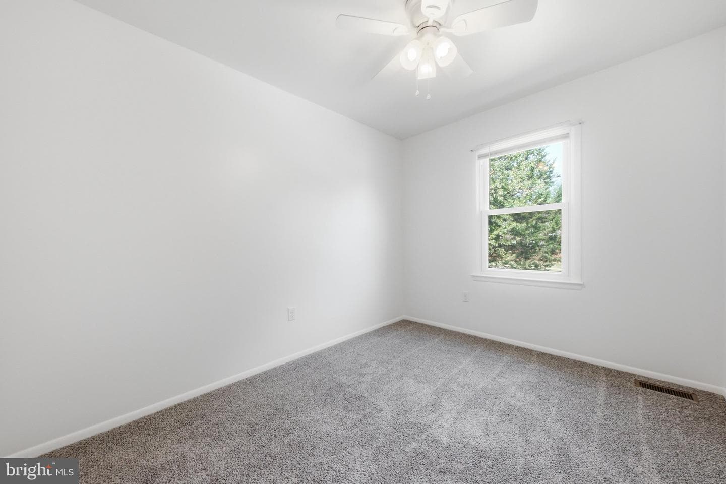 177 Stonegate Drive photo 30