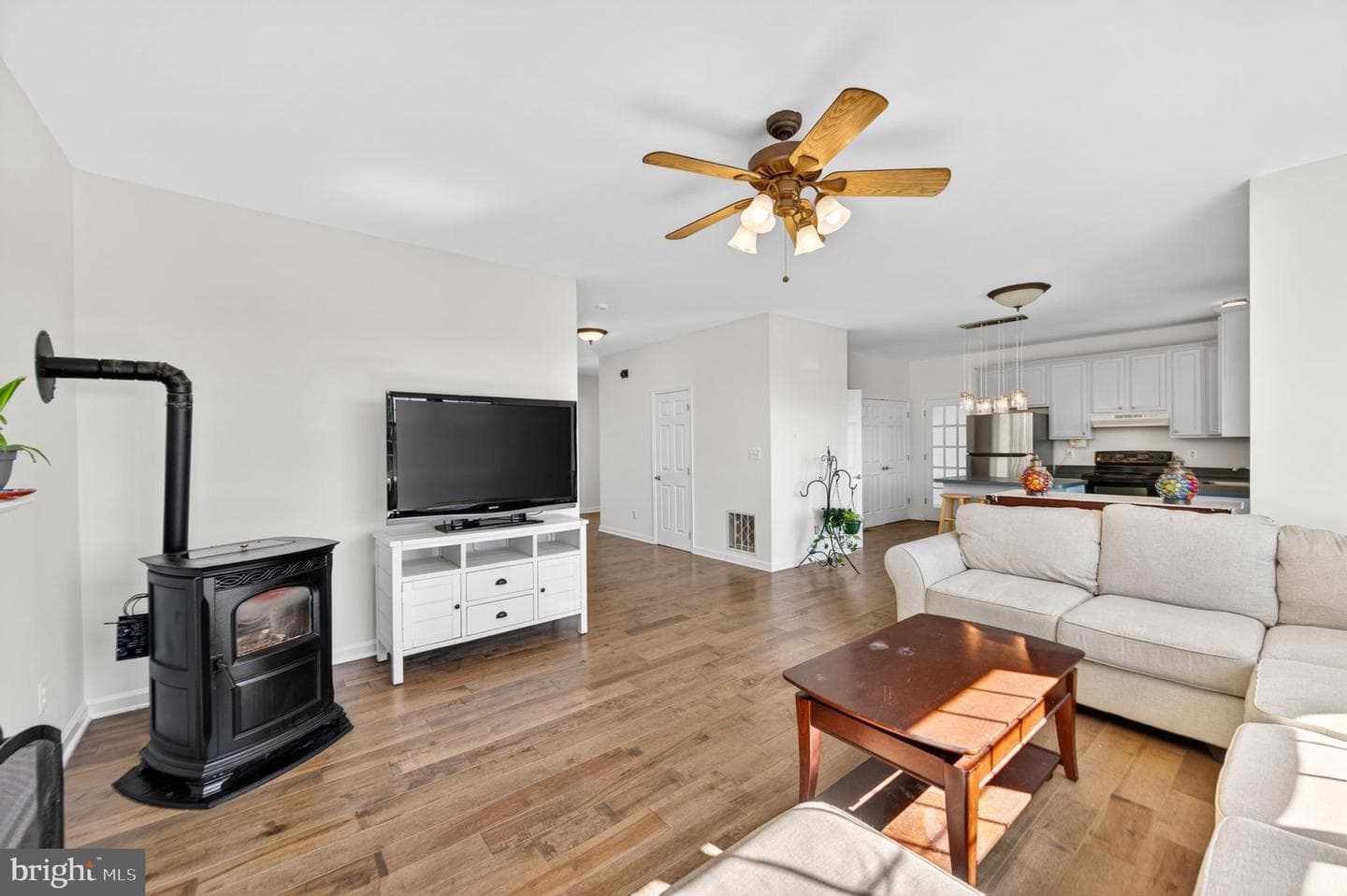8840 Mapleville Rd photo 19