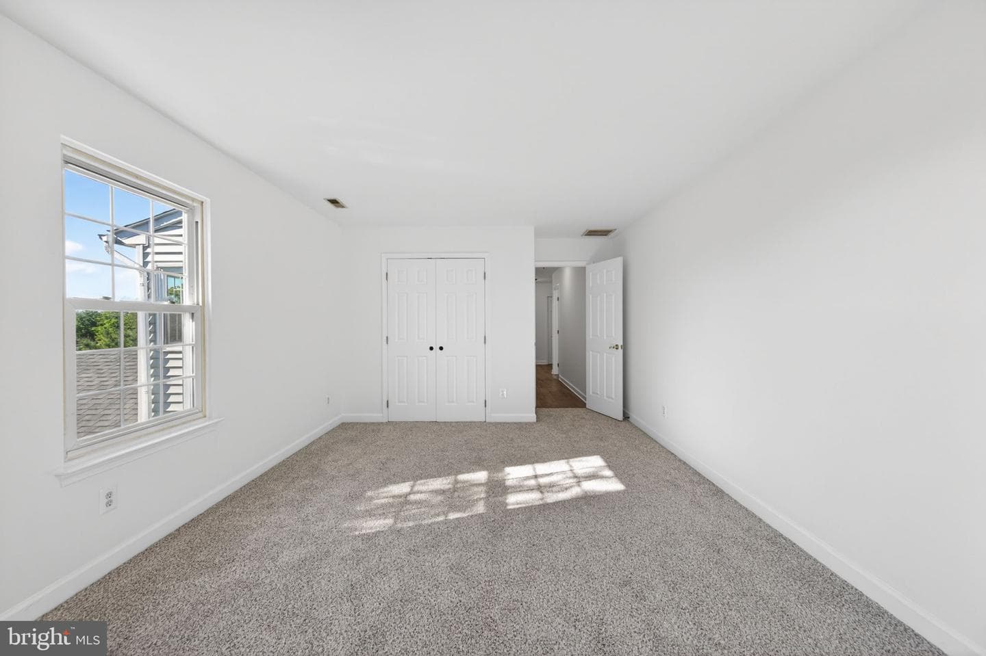 8840 Mapleville Rd photo 57