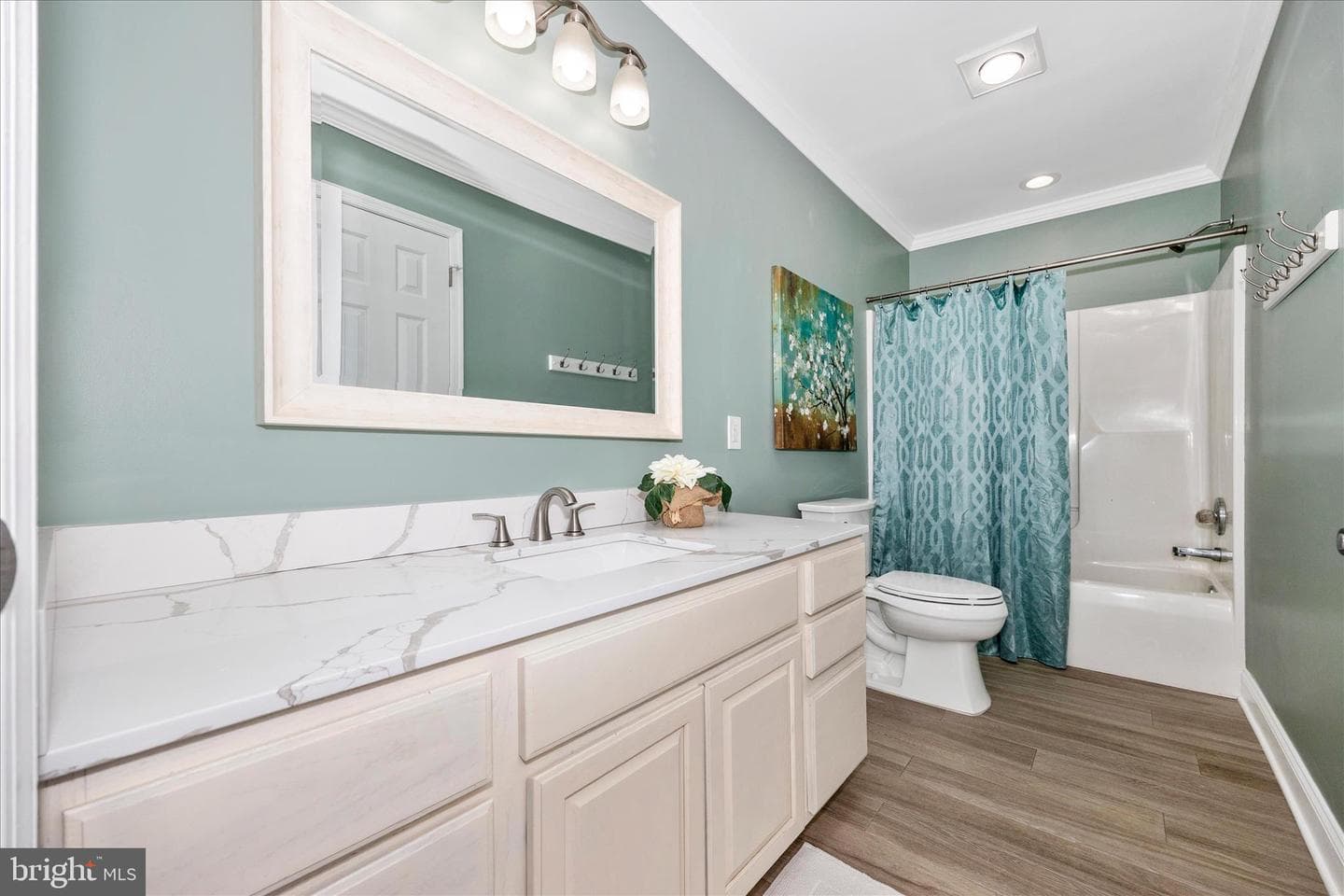4109 Cove Court photo 36