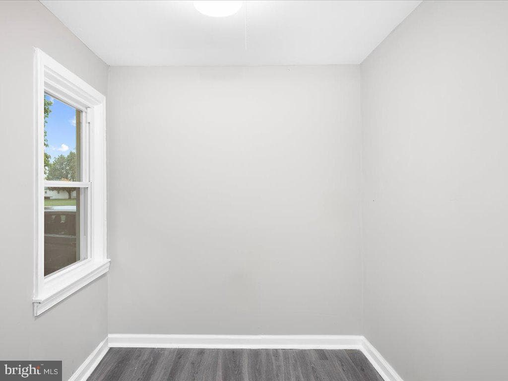 17411 N Seton Avenue photo 17