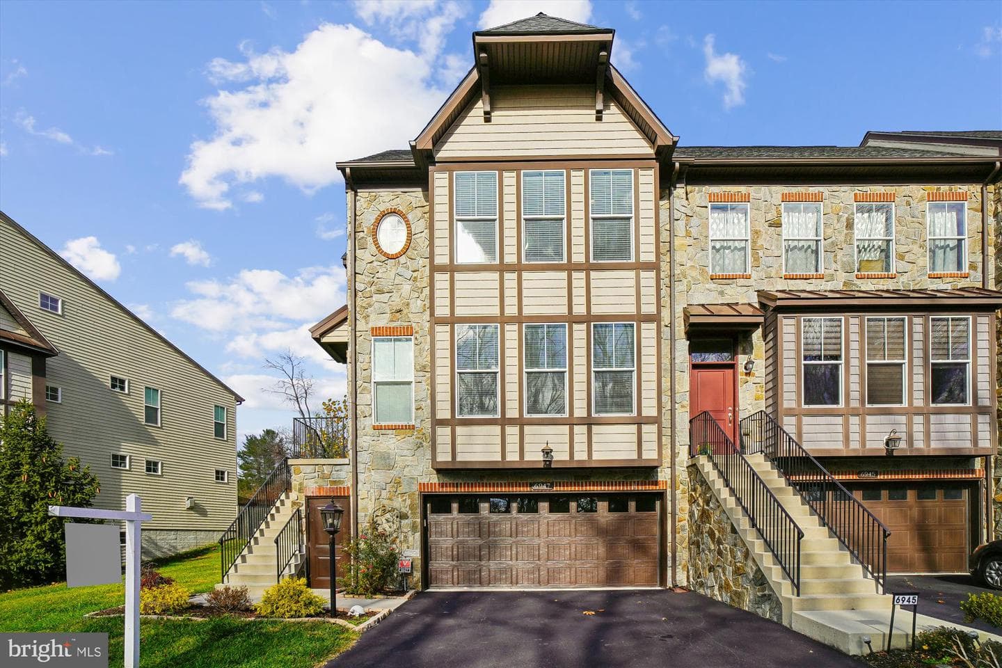 6947 Country Club Terrace, New Market