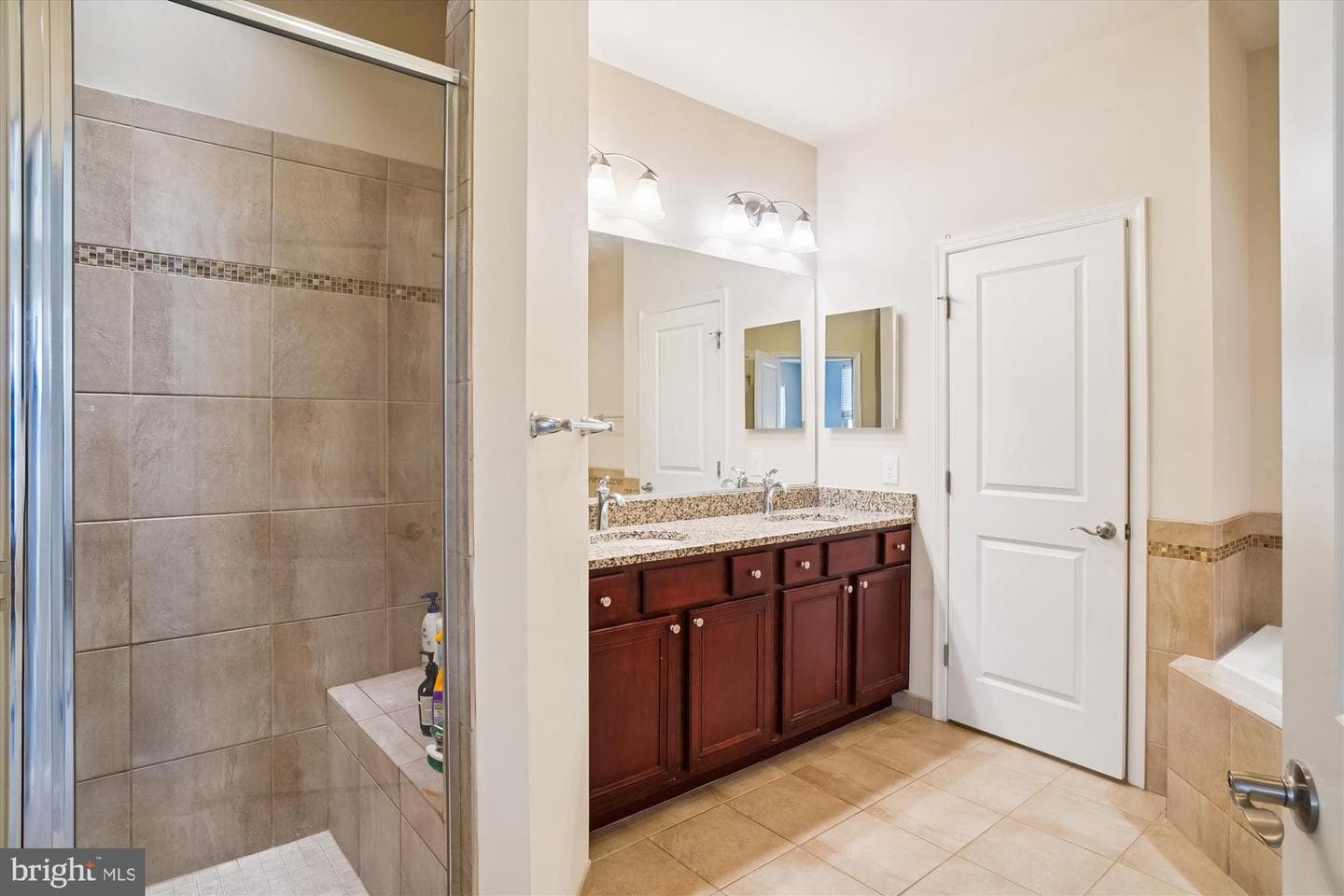 6947 Country Club Terrace photo 25