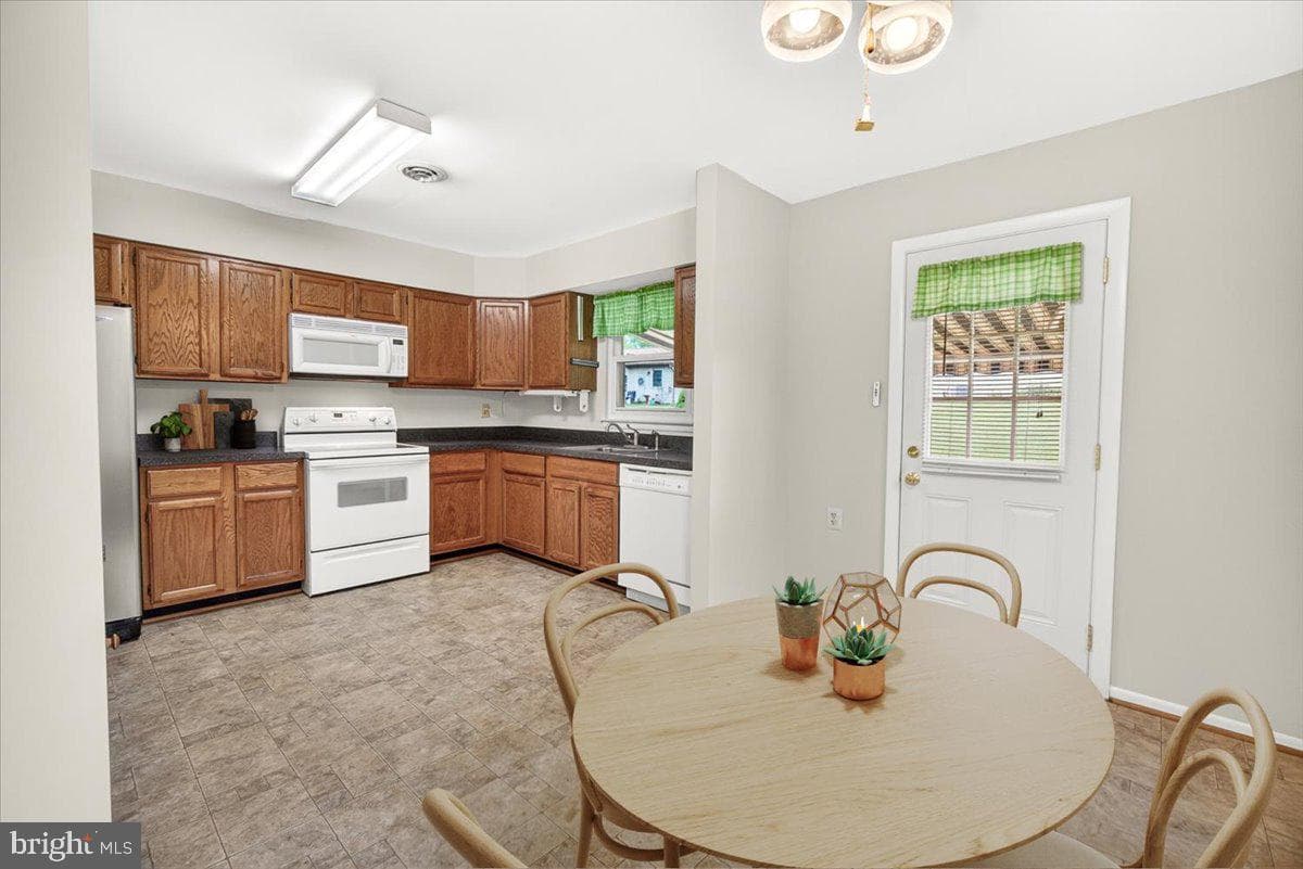 5790 Box Elder Court photo 38