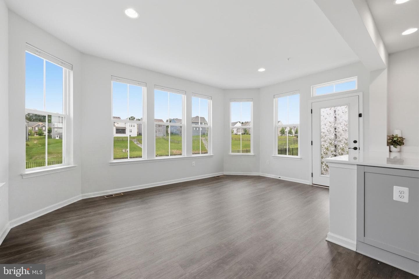 5707 Hawk Ridge Road photo 16