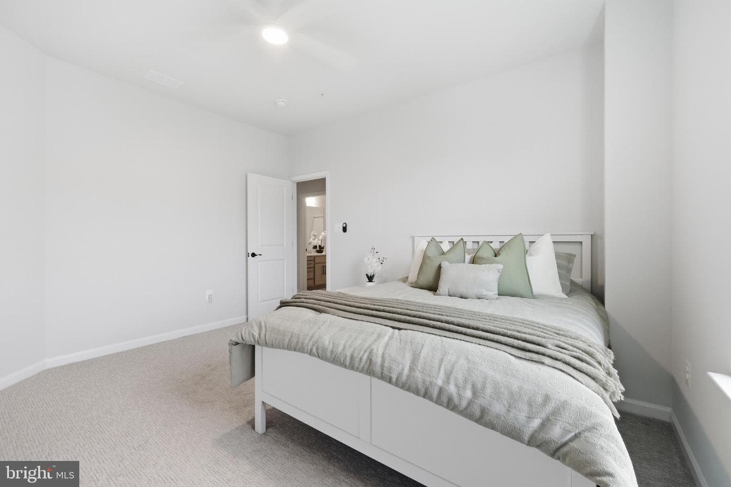 5707 Hawk Ridge Road photo 54