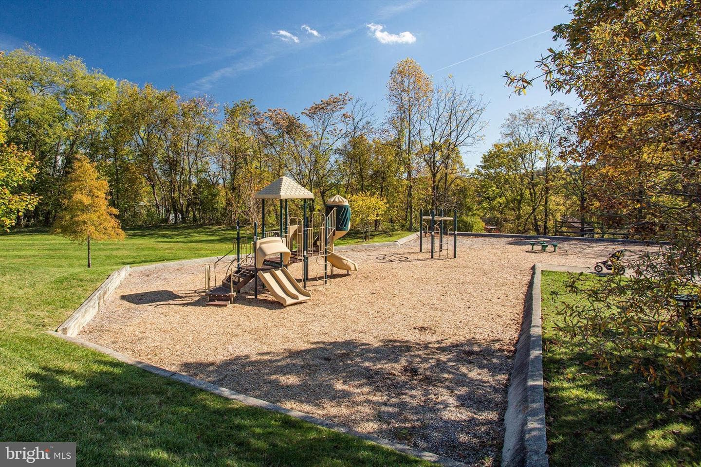 10829 Hook Court photo 73