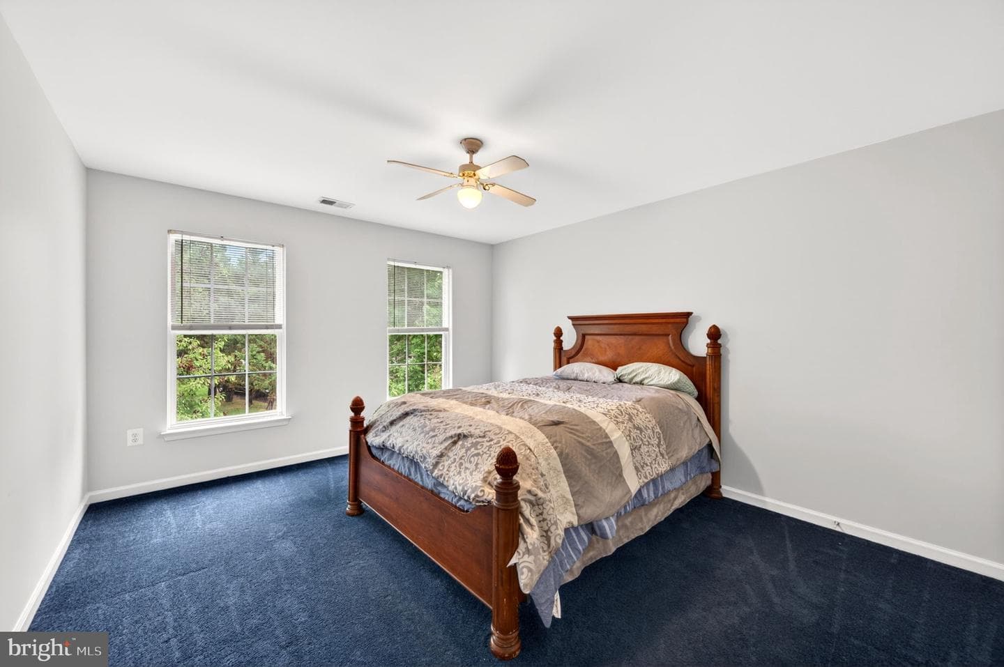 8 N Pointe Terrace photo 43