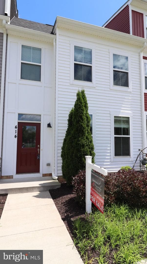 414 Waverley, Frederick