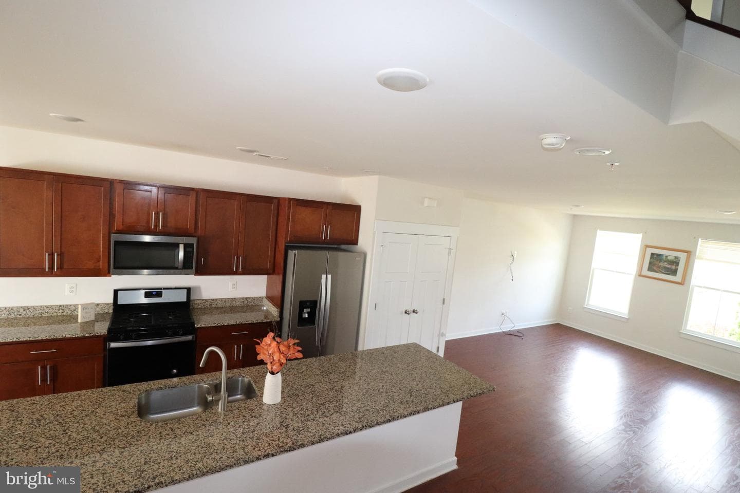 414 Waverley photo 9