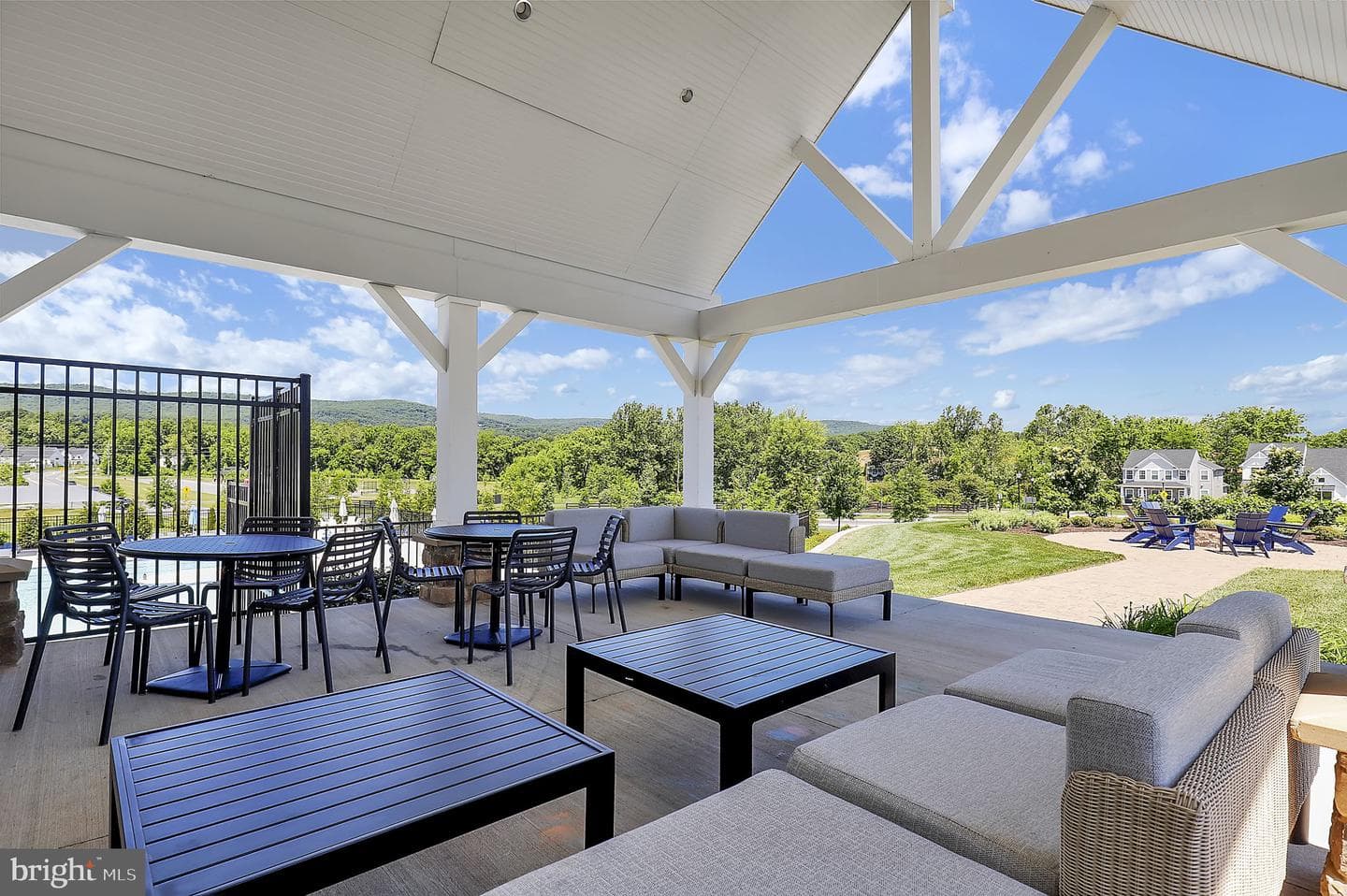 2820 Heartland Circle photo 59