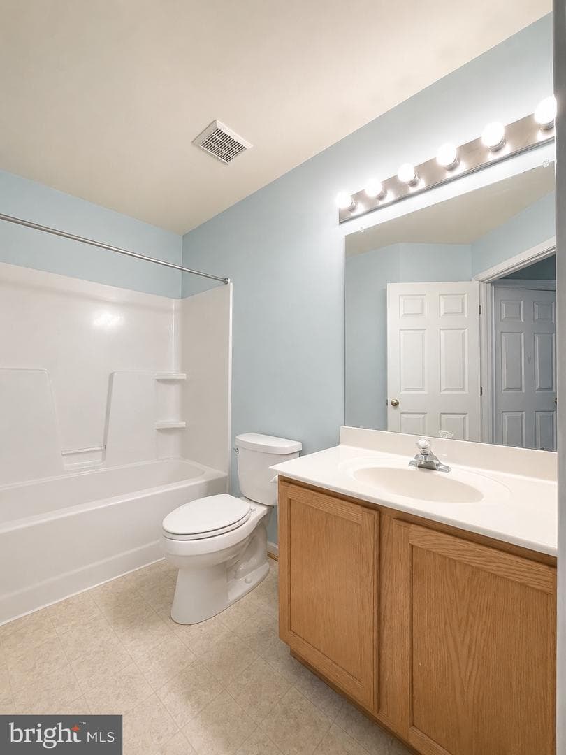 3544 Winthrop Lane photo 9