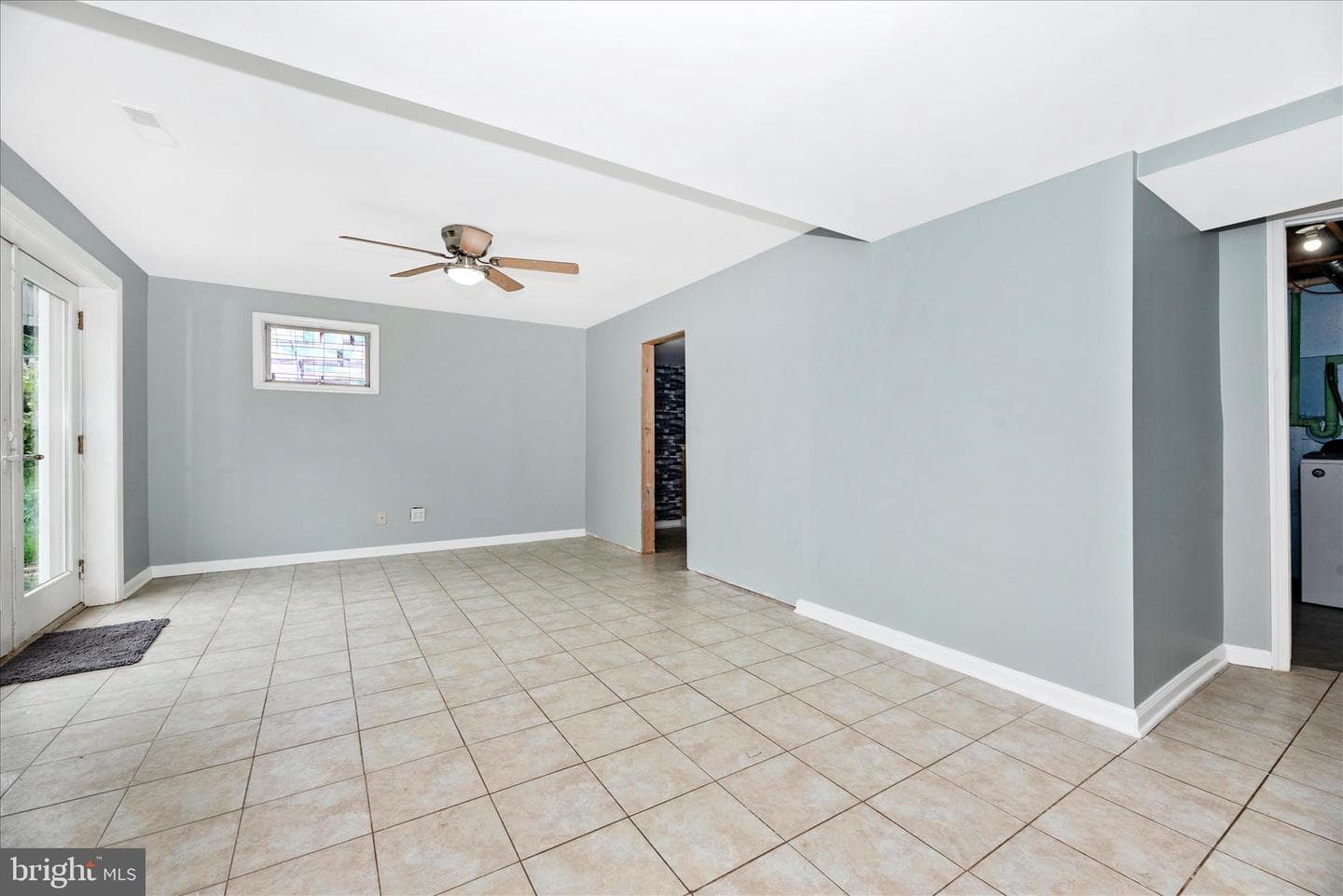 825 2nd Avenue photo 29