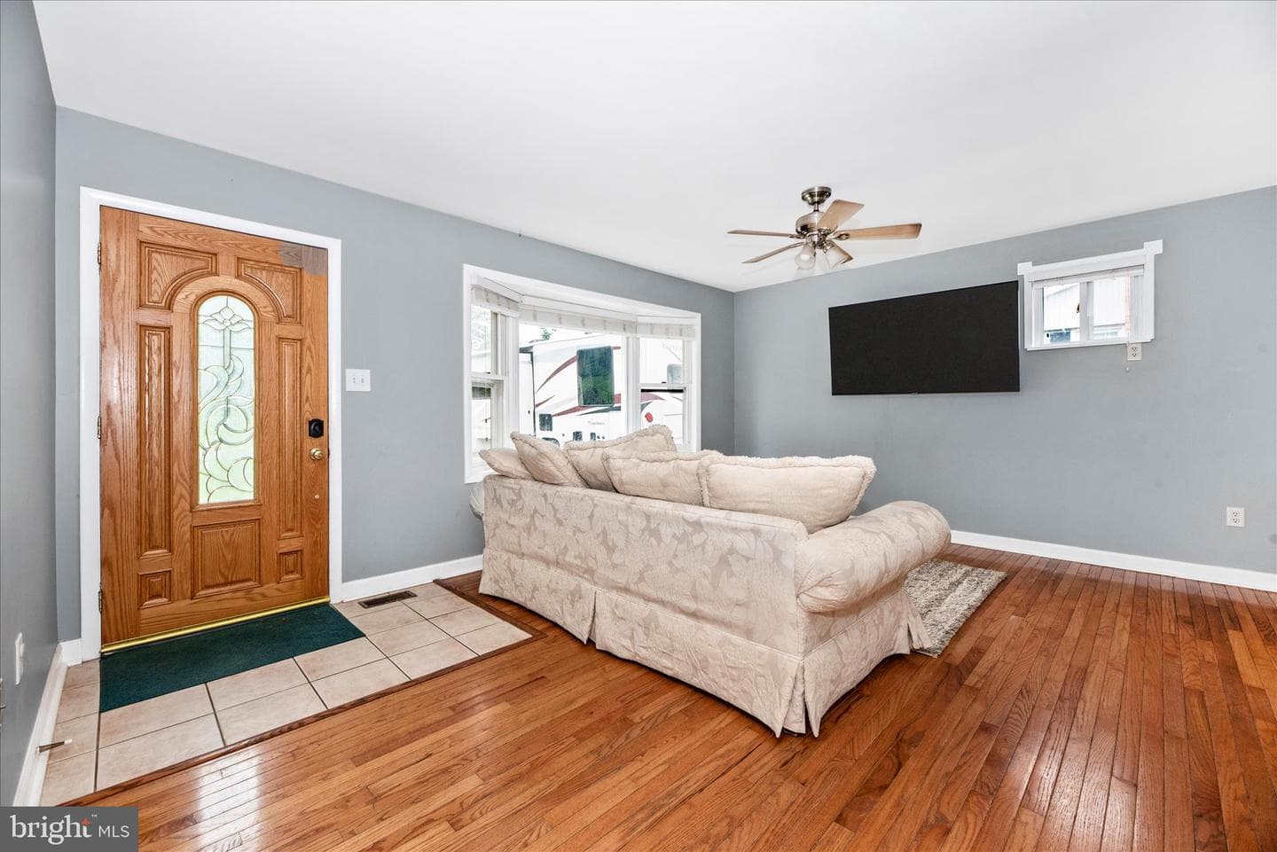 825 2nd Avenue photo 5
