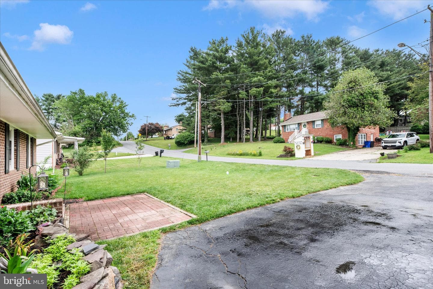 825 2nd Avenue photo 51