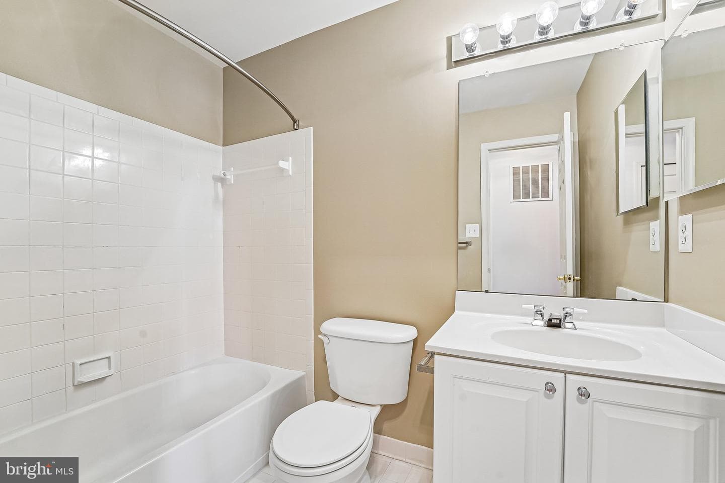 2422 Rippling Brook Road photo 23