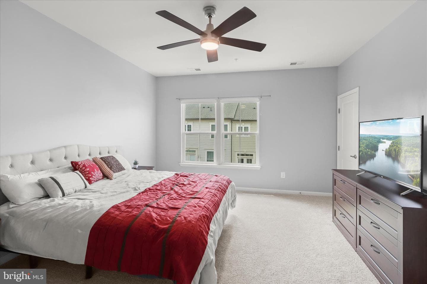 3566 Sprigg Street S photo 24