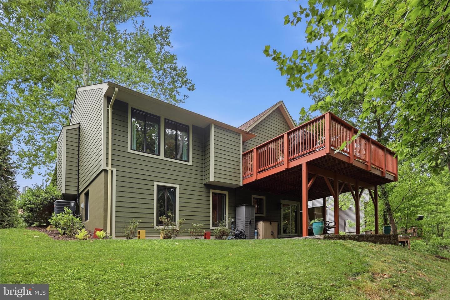 6714 Meadowlawn Circle photo 41
