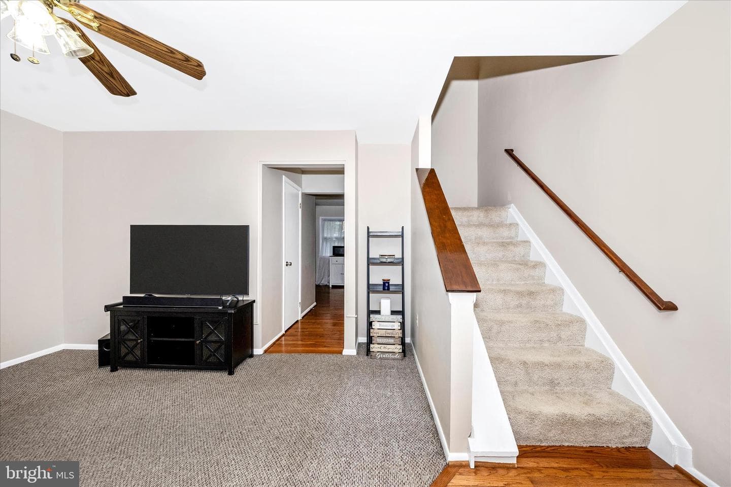 11 Wenner Drive photo 4