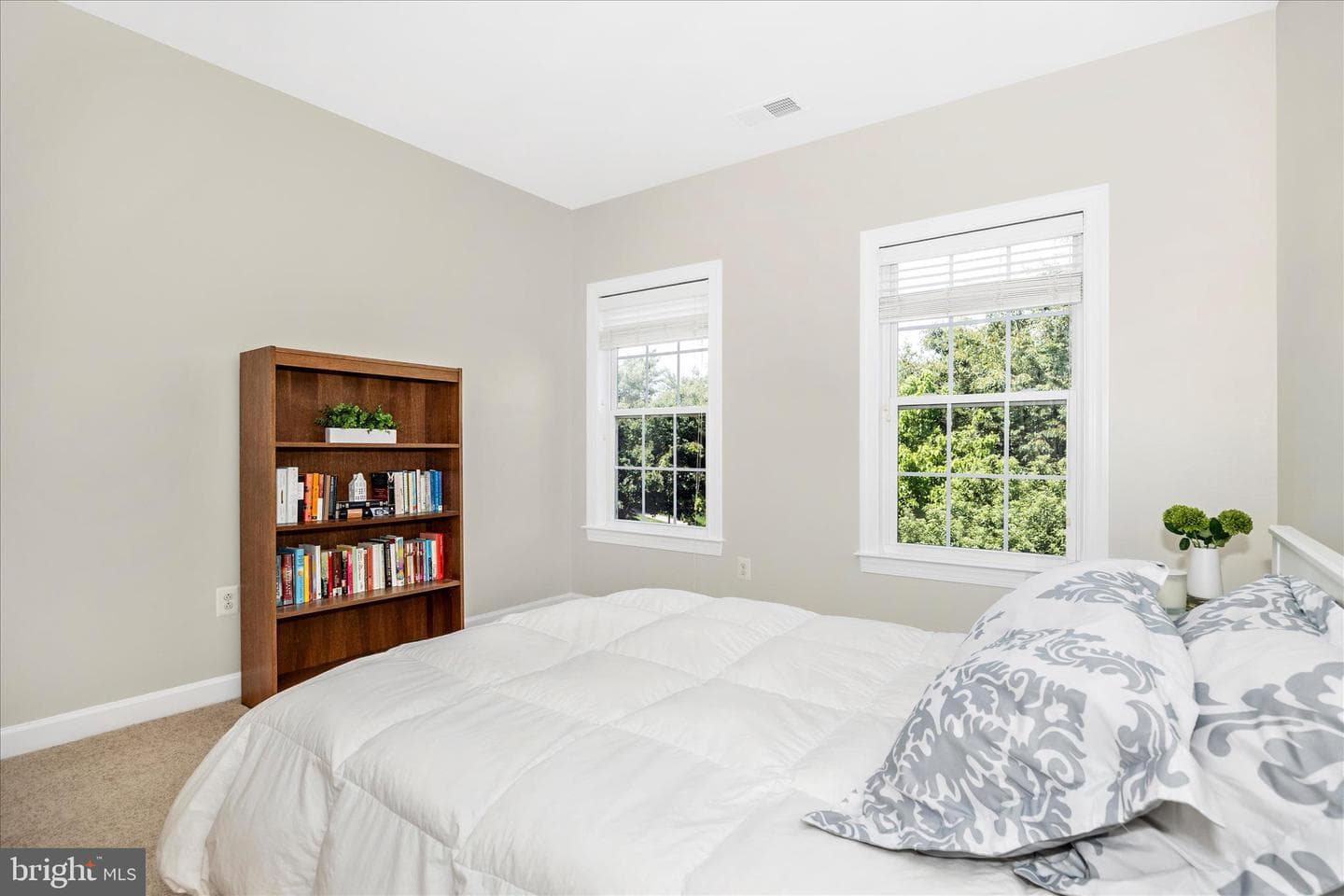 9876 Notting Hill Drive photo 32