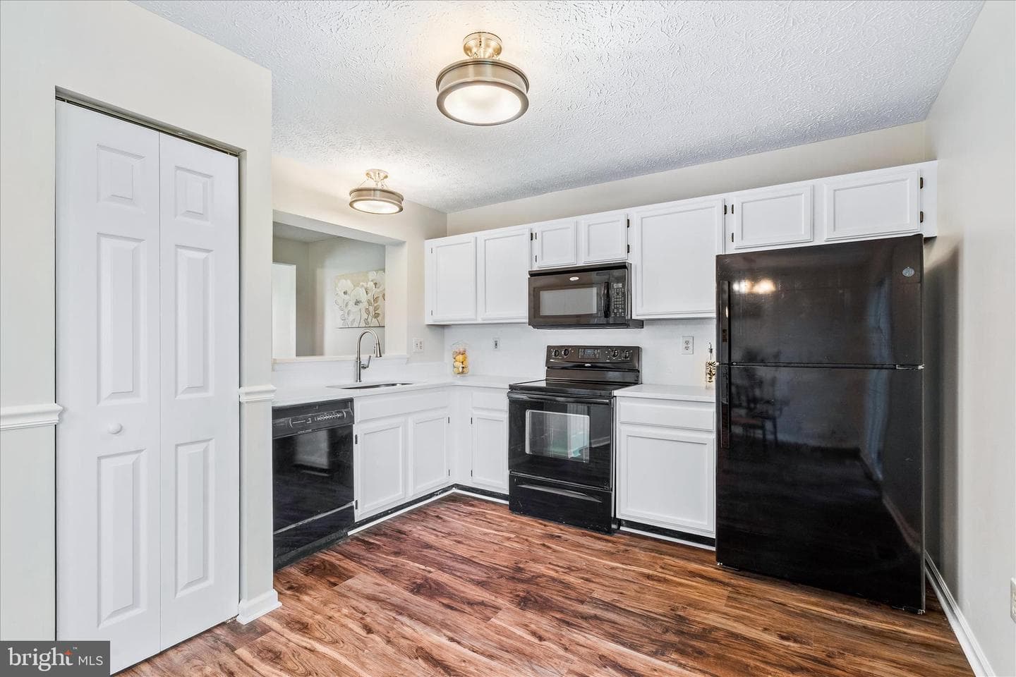 5066 Merganser Court photo 5