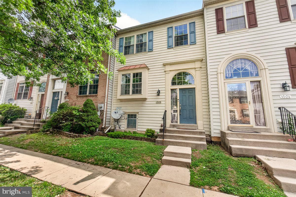 1506 S Rambling Way photo 2