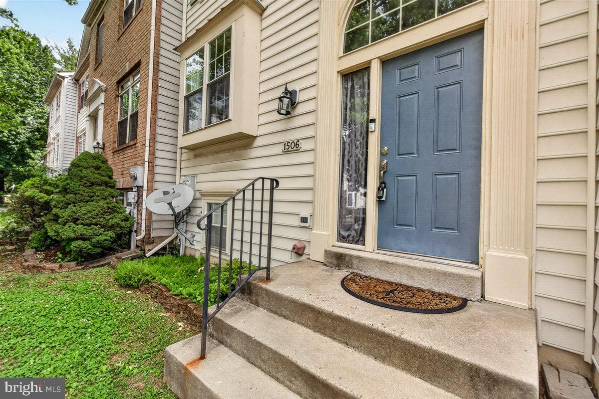 1506 S Rambling Way photo 3
