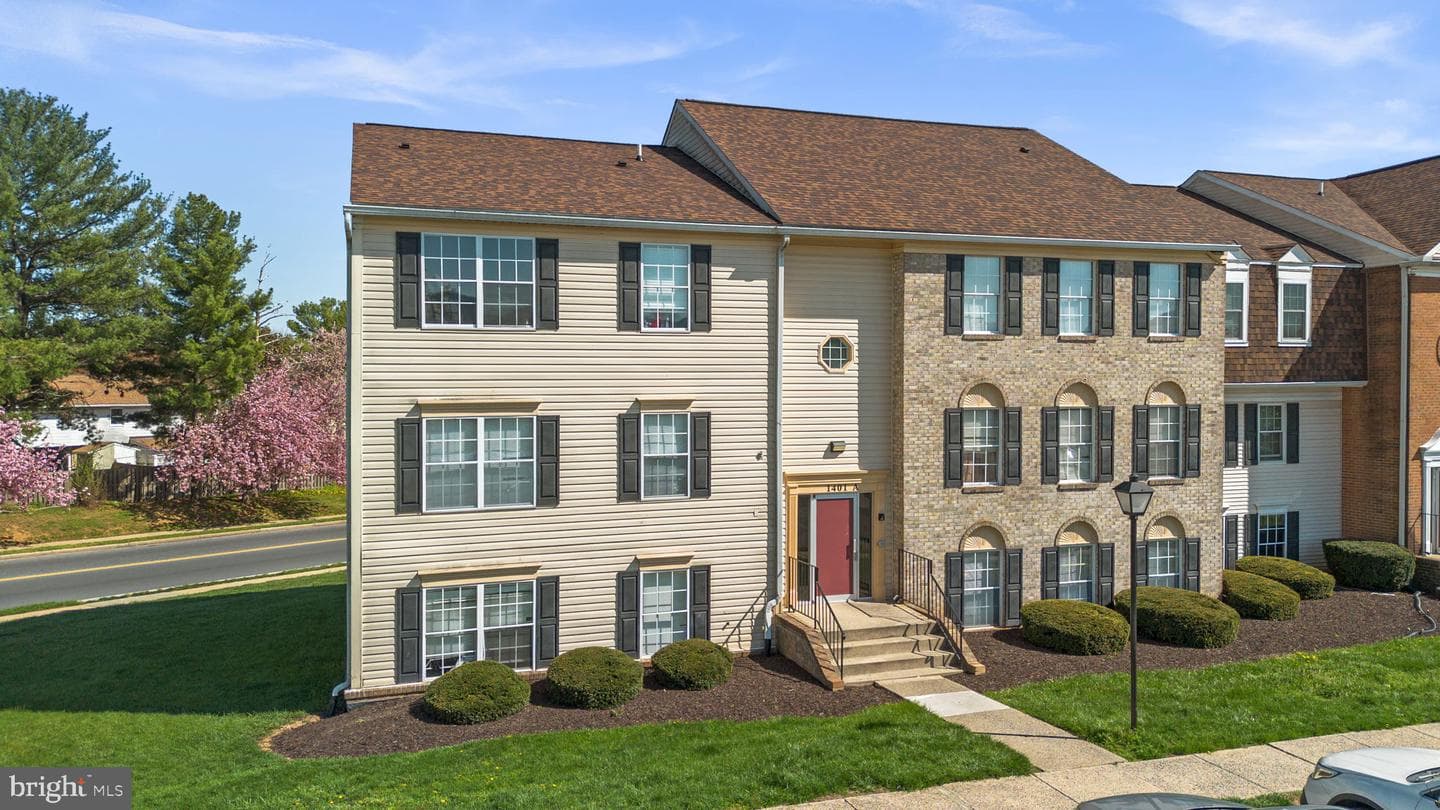 1401 Key Parkway #102