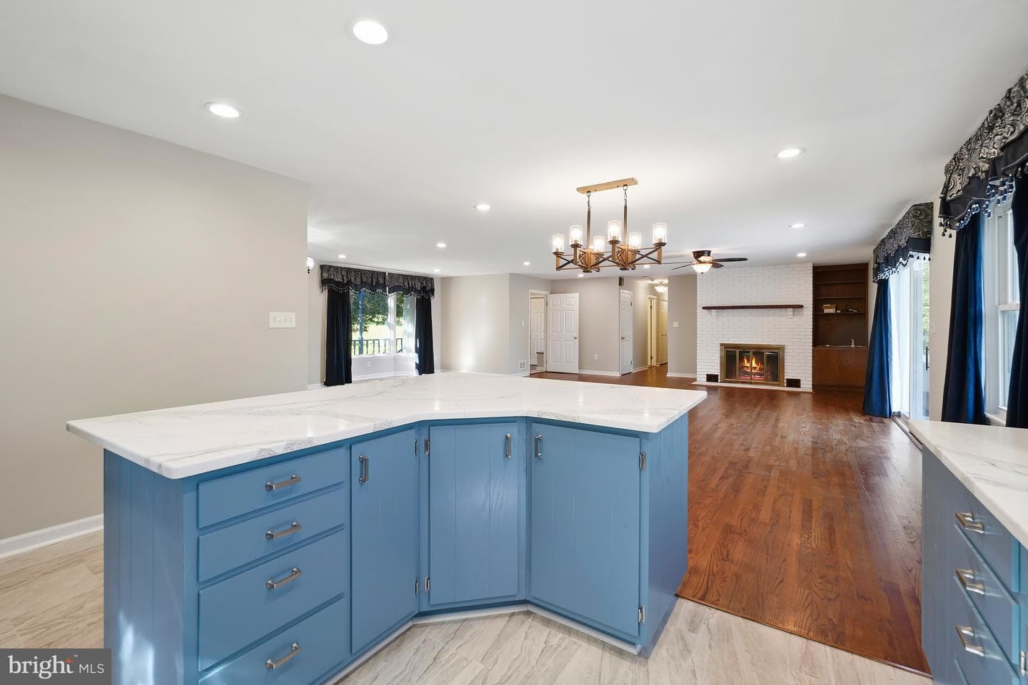 3388 Red Oak Court photo 21