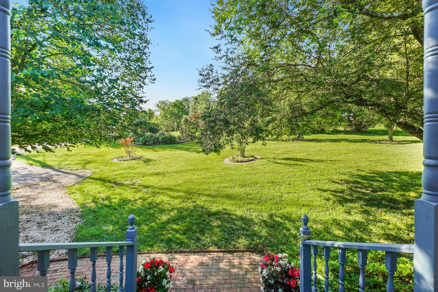 3388 Red Oak Court photo 5