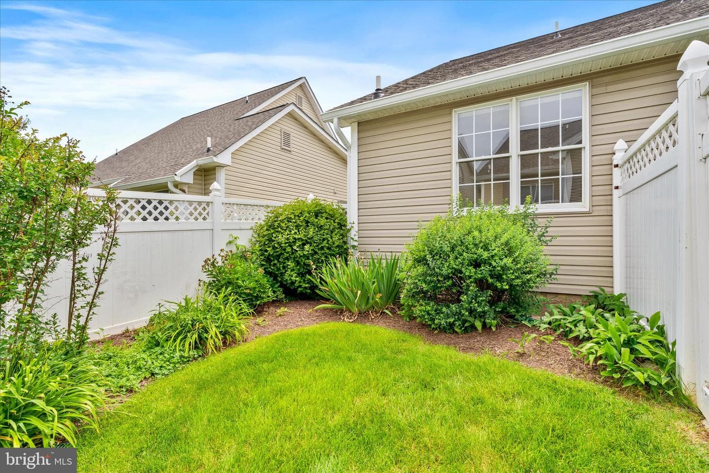 2 Derr Lane photo 54