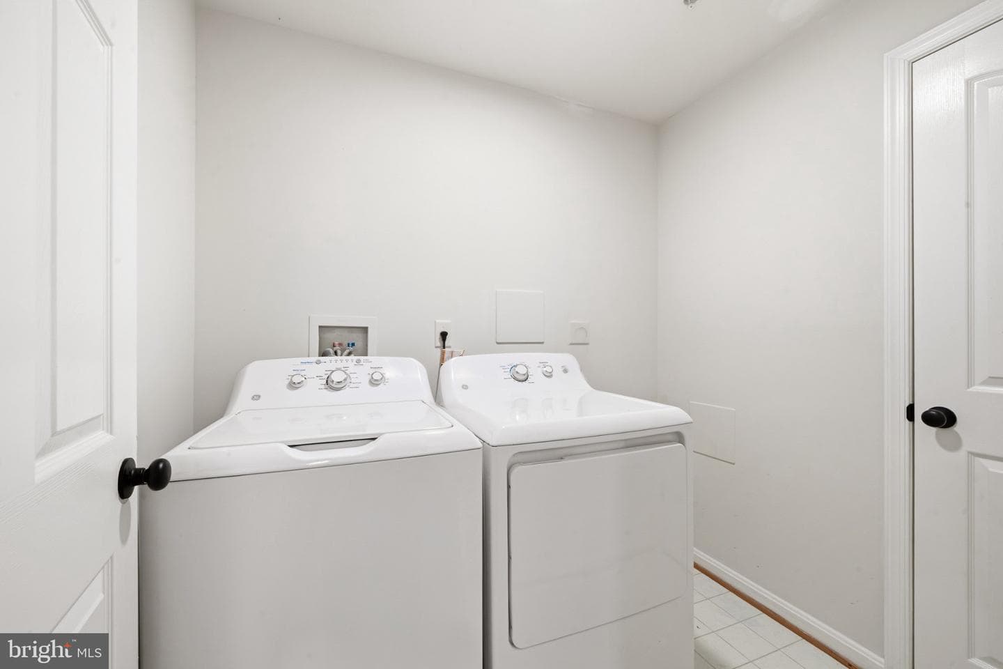 2063 Buell Drive photo 43