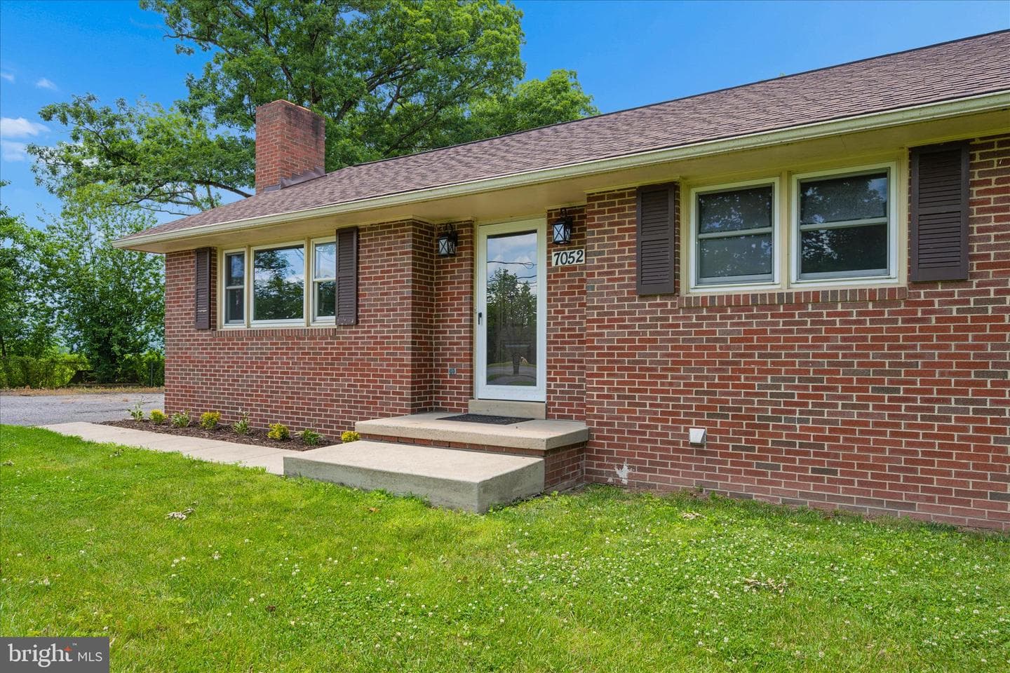 7052 Linganore Road photo 3