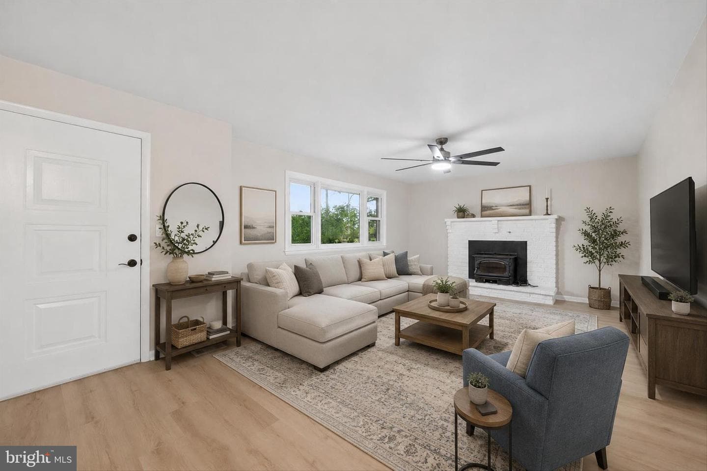 7052 Linganore Road photo 5