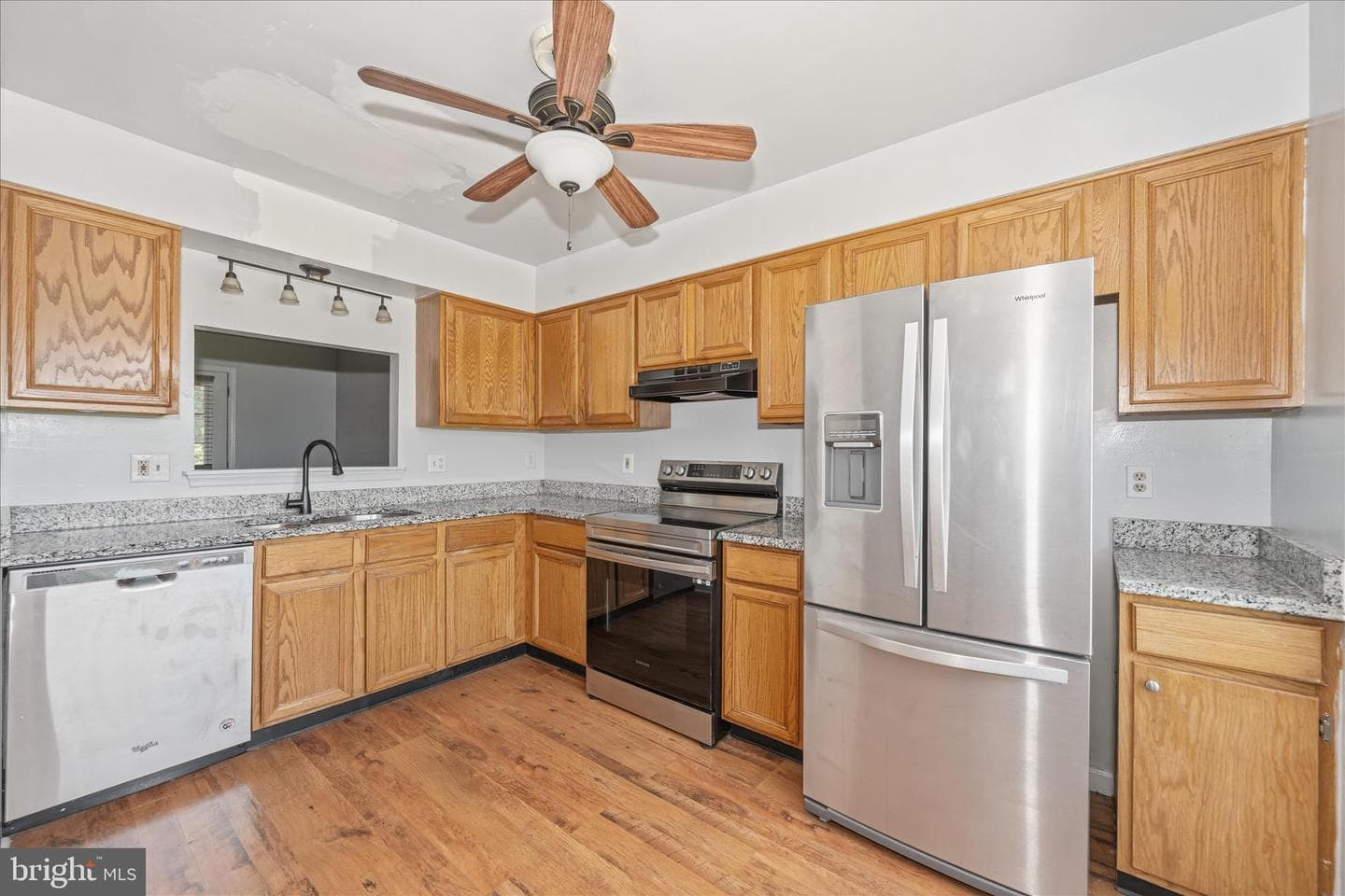 6627 E Beach Drive photo 12