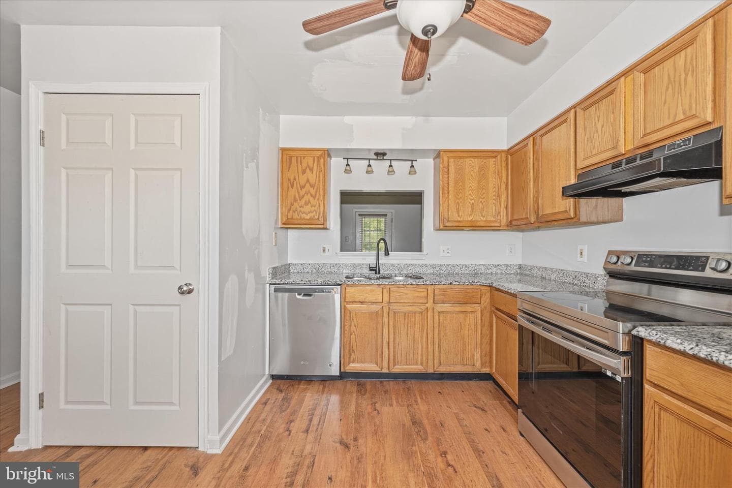 6627 E Beach Drive photo 14