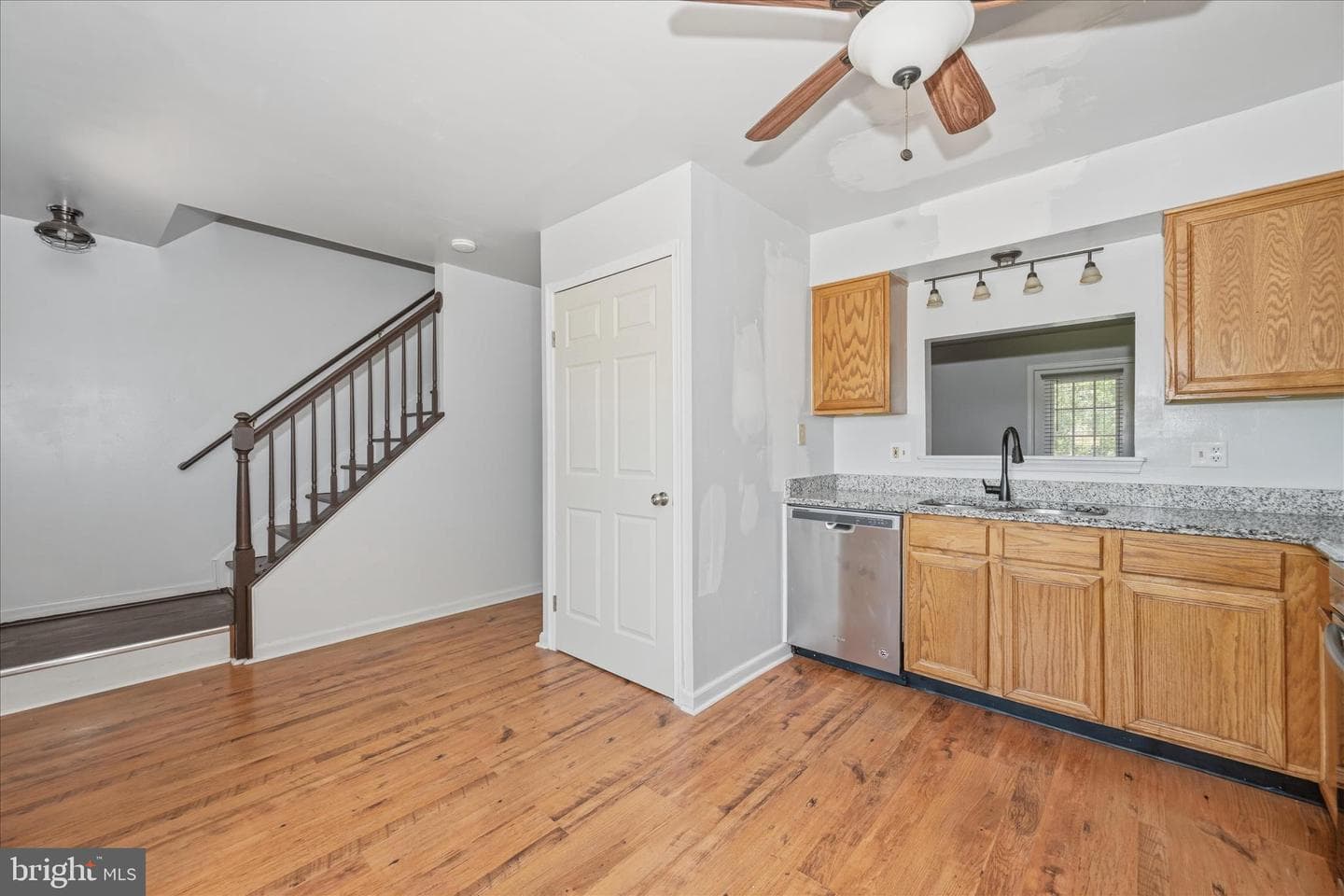 6627 E Beach Drive photo 15