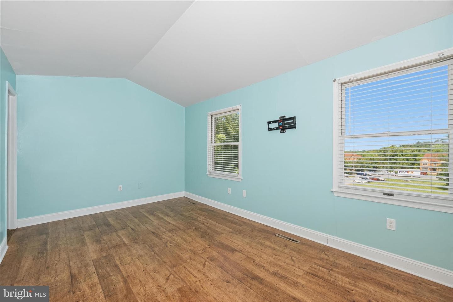 6627 E Beach Drive photo 18