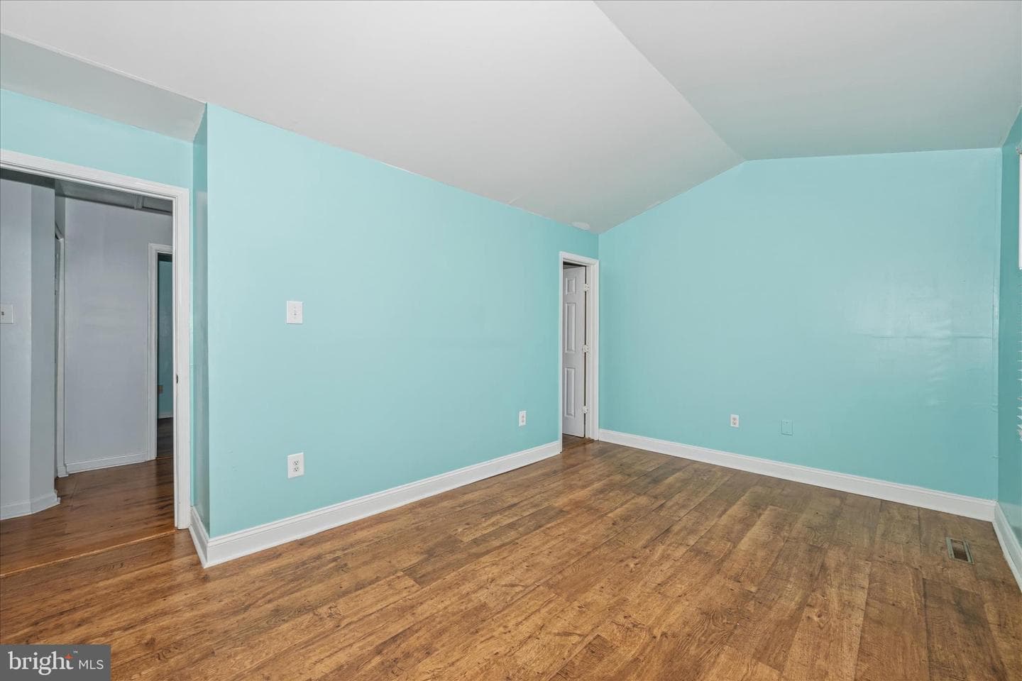 6627 E Beach Drive photo 19