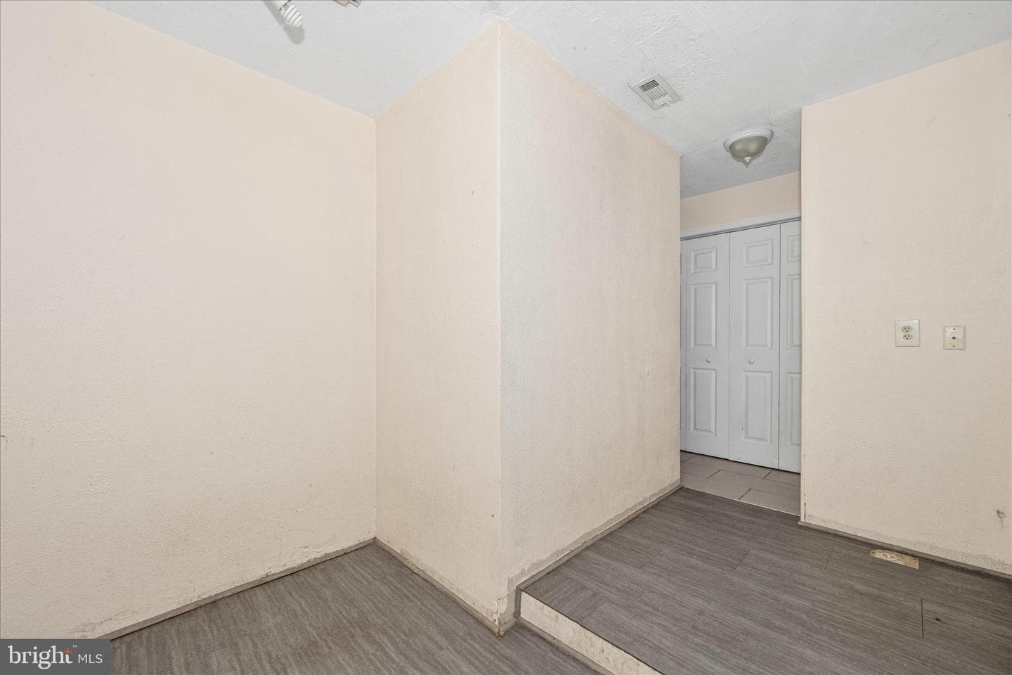 6627 E Beach Drive photo 36