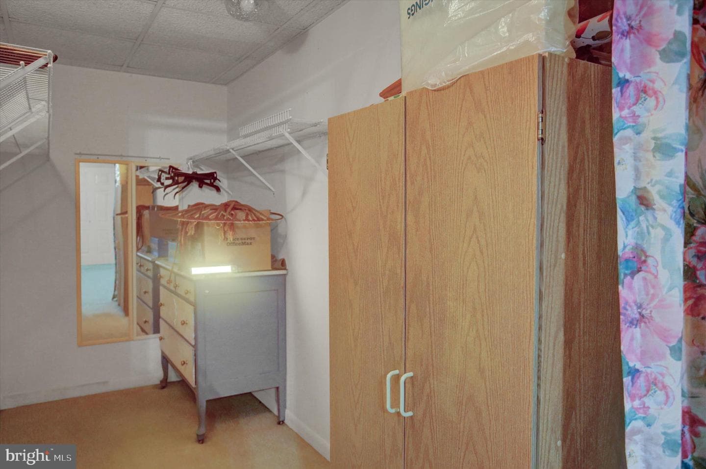 210 Burlington Avenue photo 45